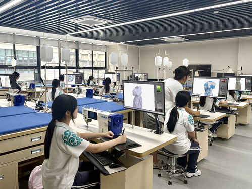 人工智能如何成為課堂標(biāo)配？探訪國(guó)家級(jí)智慧教育示范區(qū)的實(shí)踐與啟示